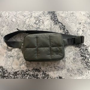 Lululemon quilted 1.5L belt bag